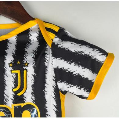 Miniconjunto Baby Primera Equipación Juventus 23/24