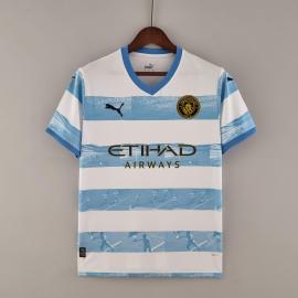 Camiseta 22/23 Manchester City Conmemorativa Blanca Azul