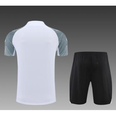 Camiseta 22/23 Liverpool Chándal De Entrenamiento KIT